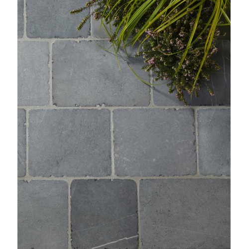 Ca Pietra - Wexford Limestone Cobble 20 x Random x 2cm