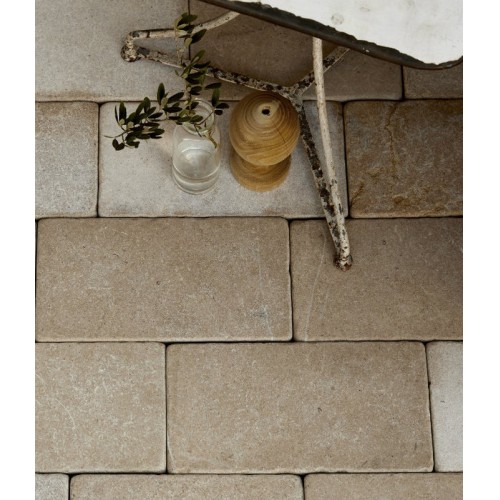 Ca Pietra - Neranjo Limestone Cobble 20 x Random x 3cm